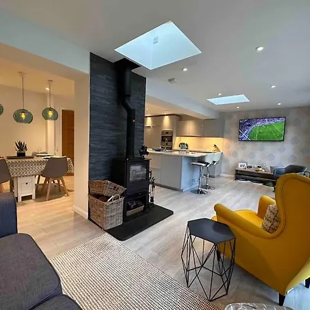 Contemporary, Open Plan, 3 Bedroom House In Hereford - Sleeps 5-6 Exterior photo