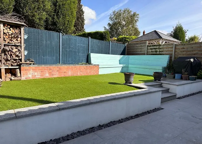 Contemporary, Open Plan, 3 Bedroom House In Hereford - Sleeps 5-6